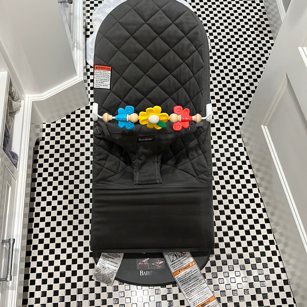 Baby bouncer